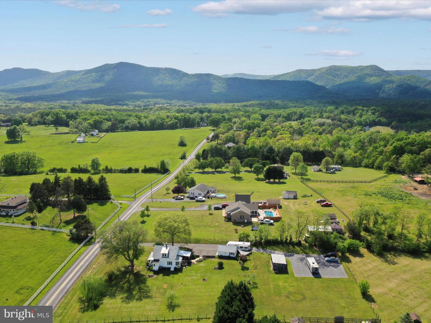 1691 WAKEMAN MILL RD, FRONT ROYAL, Virginia 22630, 3 Bedrooms Bedrooms, ,2 BathroomsBathrooms,Residential,For sale,1691 WAKEMAN MILL RD,VAWR2011048 MLS # VAWR2011048