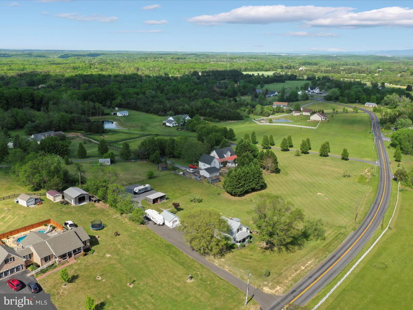 1691 WAKEMAN MILL RD, FRONT ROYAL, Virginia 22630, 3 Bedrooms Bedrooms, ,2 BathroomsBathrooms,Residential,For sale,1691 WAKEMAN MILL RD,VAWR2011048 MLS # VAWR2011048
