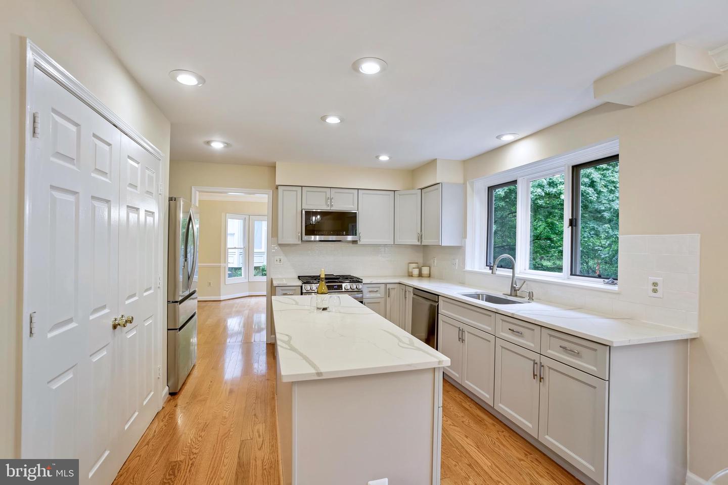 13105 WILLOUGHBY POINT DR, FAIRFAX, Virginia 22033, 4 Bedrooms Bedrooms, ,3 BathroomsBathrooms,Residential,For sale,13105 WILLOUGHBY POINT DR,VAFX2237860 MLS # VAFX2237860