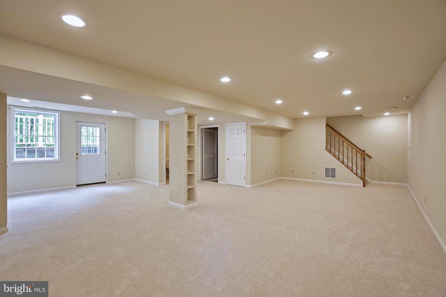 13105 WILLOUGHBY POINT DR, FAIRFAX, Virginia 22033, 4 Bedrooms Bedrooms, ,3 BathroomsBathrooms,Residential,For sale,13105 WILLOUGHBY POINT DR,VAFX2237860 MLS # VAFX2237860