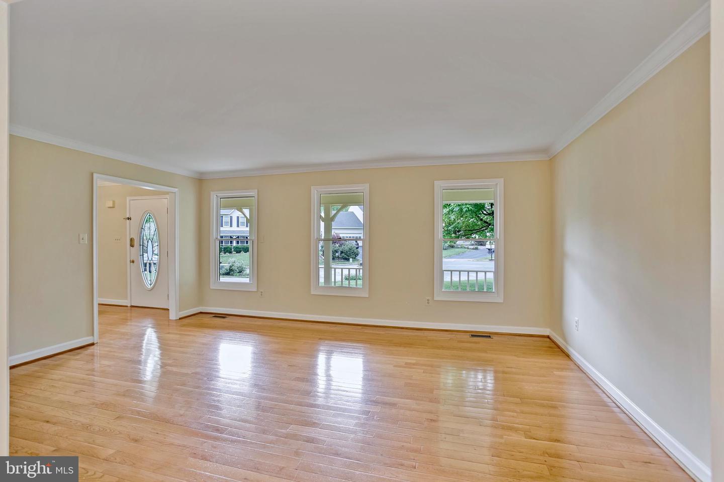 13105 WILLOUGHBY POINT DR, FAIRFAX, Virginia 22033, 4 Bedrooms Bedrooms, ,3 BathroomsBathrooms,Residential,For sale,13105 WILLOUGHBY POINT DR,VAFX2237860 MLS # VAFX2237860