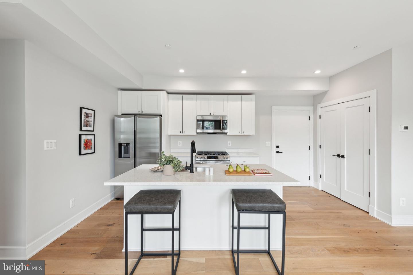 1955 FAIRLAWN ST SE #203, WASHINGTON, District Of Columbia 20020, 1 Bedroom Bedrooms, ,1 BathroomBathrooms,Residential,For sale,1955 FAIRLAWN ST SE #203,DCDC2198374 MLS # DCDC2198374