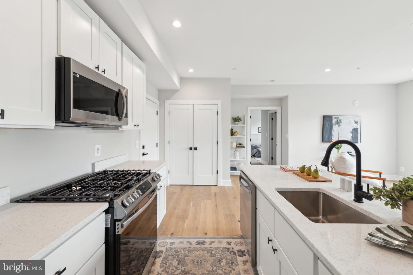 1955 FAIRLAWN ST SE #203, WASHINGTON, District Of Columbia 20020, 1 Bedroom Bedrooms, ,1 BathroomBathrooms,Residential,For sale,1955 FAIRLAWN ST SE #203,DCDC2198374 MLS # DCDC2198374
