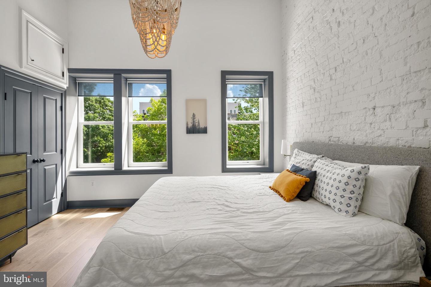 1304 E ST NE, WASHINGTON, District Of Columbia 20002, 4 Bedrooms Bedrooms, ,3 BathroomsBathrooms,Residential,For sale,1304 E ST NE,DCDC2198592 MLS # DCDC2198592