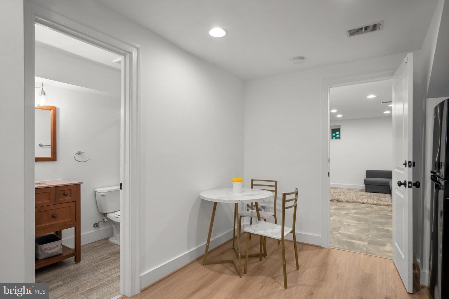 1304 E ST NE, WASHINGTON, District Of Columbia 20002, 4 Bedrooms Bedrooms, ,3 BathroomsBathrooms,Residential,For sale,1304 E ST NE,DCDC2198592 MLS # DCDC2198592