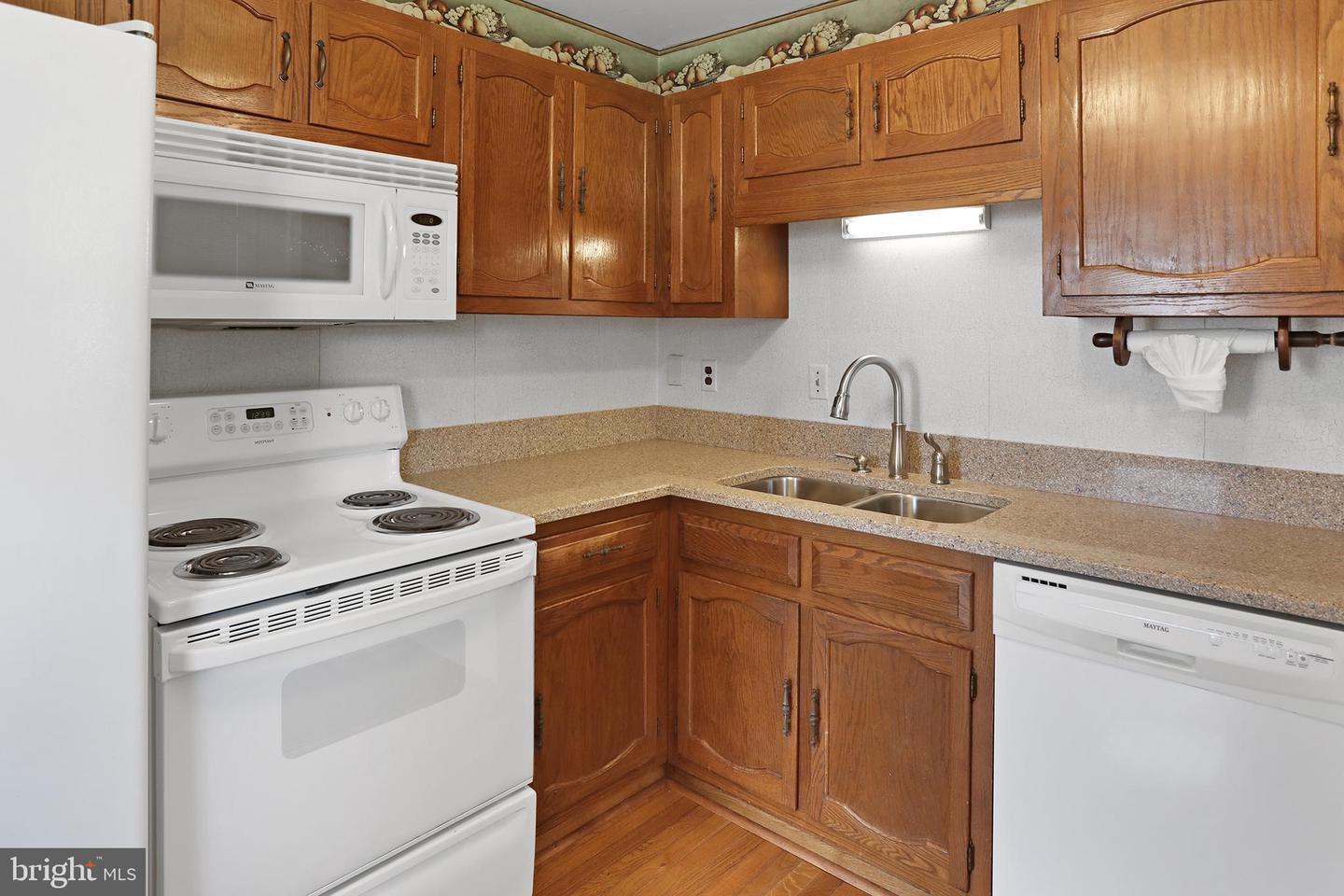 321 E E ST, PURCELLVILLE, Virginia 20132, 3 Bedrooms Bedrooms, ,2 BathroomsBathrooms,Residential,For sale,321 E E ST,VALO2095366 MLS # VALO2095366