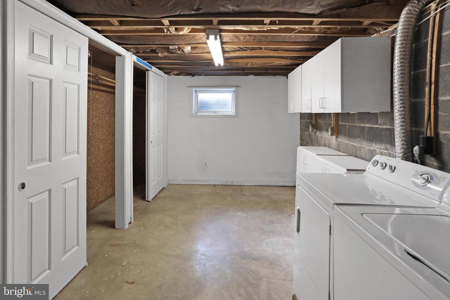 321 E E ST, PURCELLVILLE, Virginia 20132, 3 Bedrooms Bedrooms, ,2 BathroomsBathrooms,Residential,For sale,321 E E ST,VALO2095366 MLS # VALO2095366