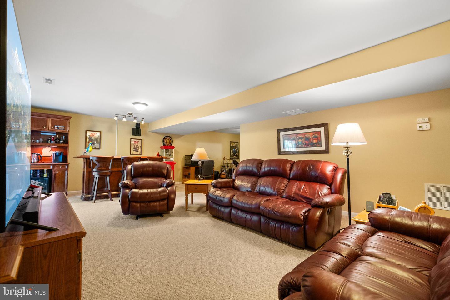 44 CLUB DR, STAFFORD, Virginia 22554, 5 Bedrooms Bedrooms, ,3 BathroomsBathrooms,Residential,For sale,44 CLUB DR,VAST2038412 MLS # VAST2038412