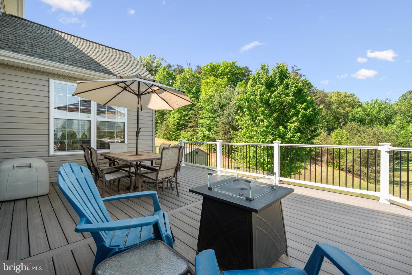 44 CLUB DR, STAFFORD, Virginia 22554, 5 Bedrooms Bedrooms, ,3 BathroomsBathrooms,Residential,For sale,44 CLUB DR,VAST2038412 MLS # VAST2038412