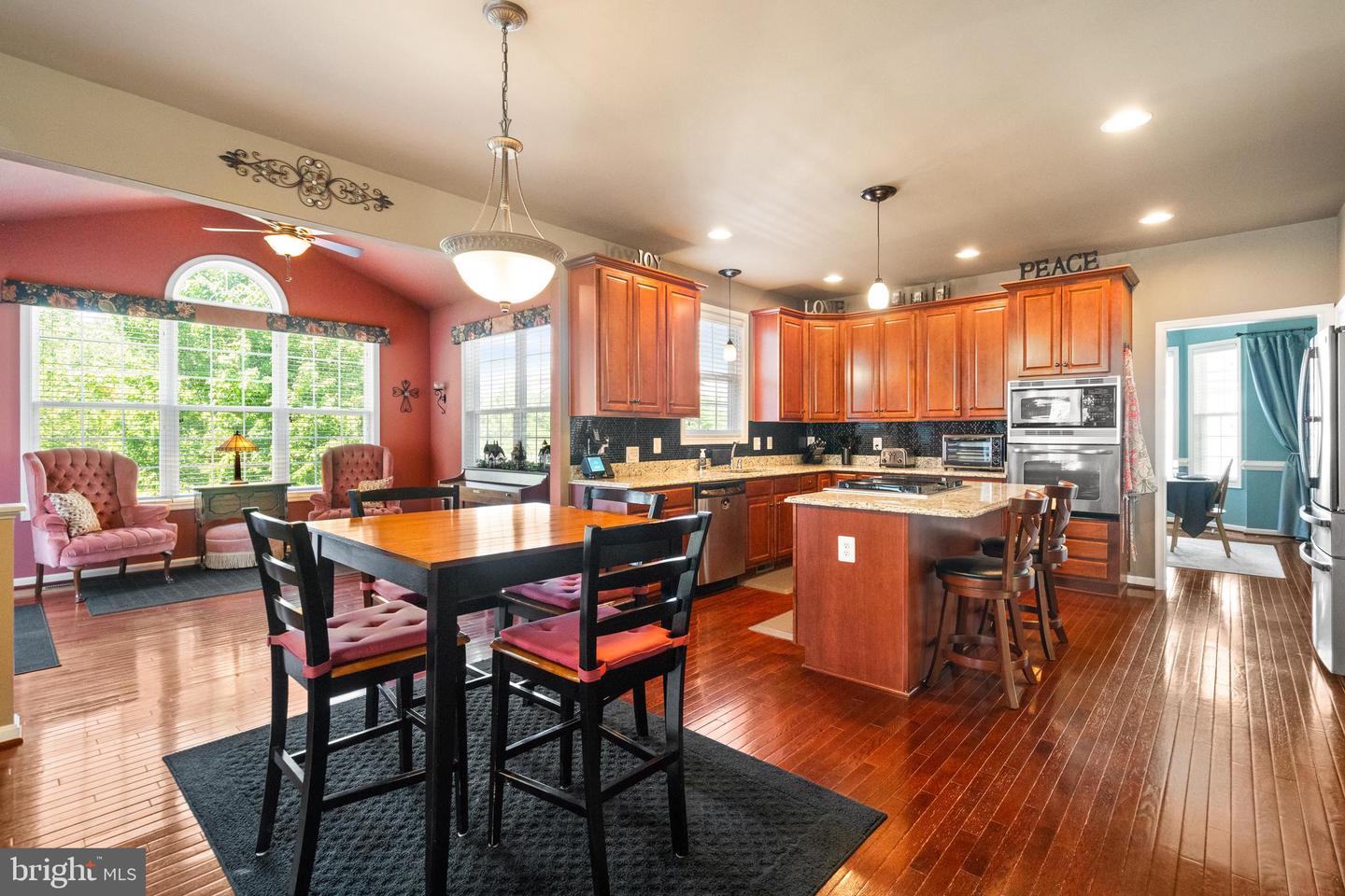 44 CLUB DR, STAFFORD, Virginia 22554, 5 Bedrooms Bedrooms, ,3 BathroomsBathrooms,Residential,For sale,44 CLUB DR,VAST2038412 MLS # VAST2038412