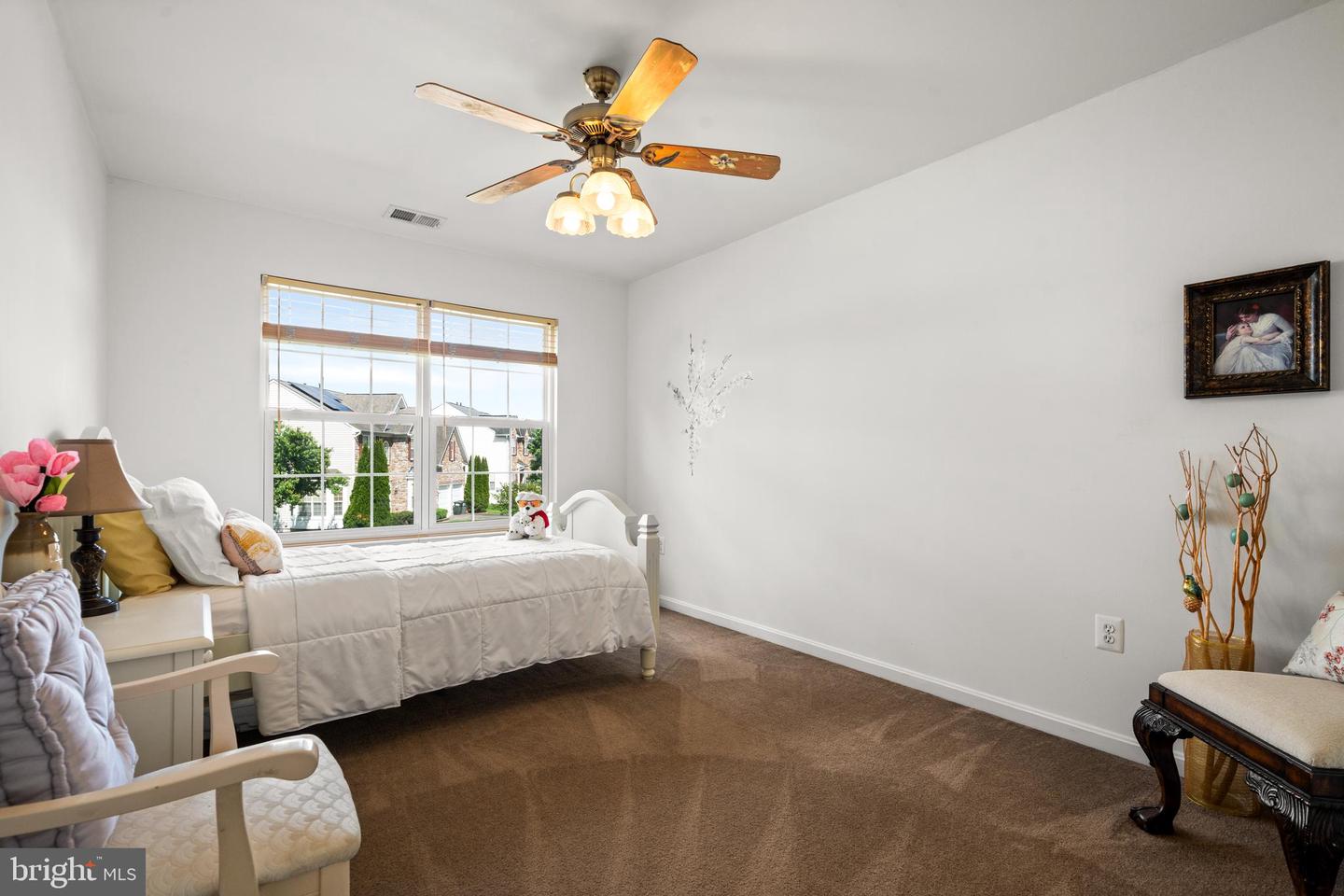 16280 EAGLE FLIGHT CIR, WOODBRIDGE, Virginia 22191, 5 Bedrooms Bedrooms, ,3 BathroomsBathrooms,Residential,For sale,16280 EAGLE FLIGHT CIR,VAPW2093568 MLS # VAPW2093568