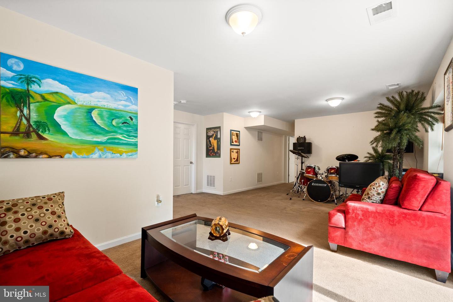 16280 EAGLE FLIGHT CIR, WOODBRIDGE, Virginia 22191, 5 Bedrooms Bedrooms, ,3 BathroomsBathrooms,Residential,For sale,16280 EAGLE FLIGHT CIR,VAPW2093568 MLS # VAPW2093568