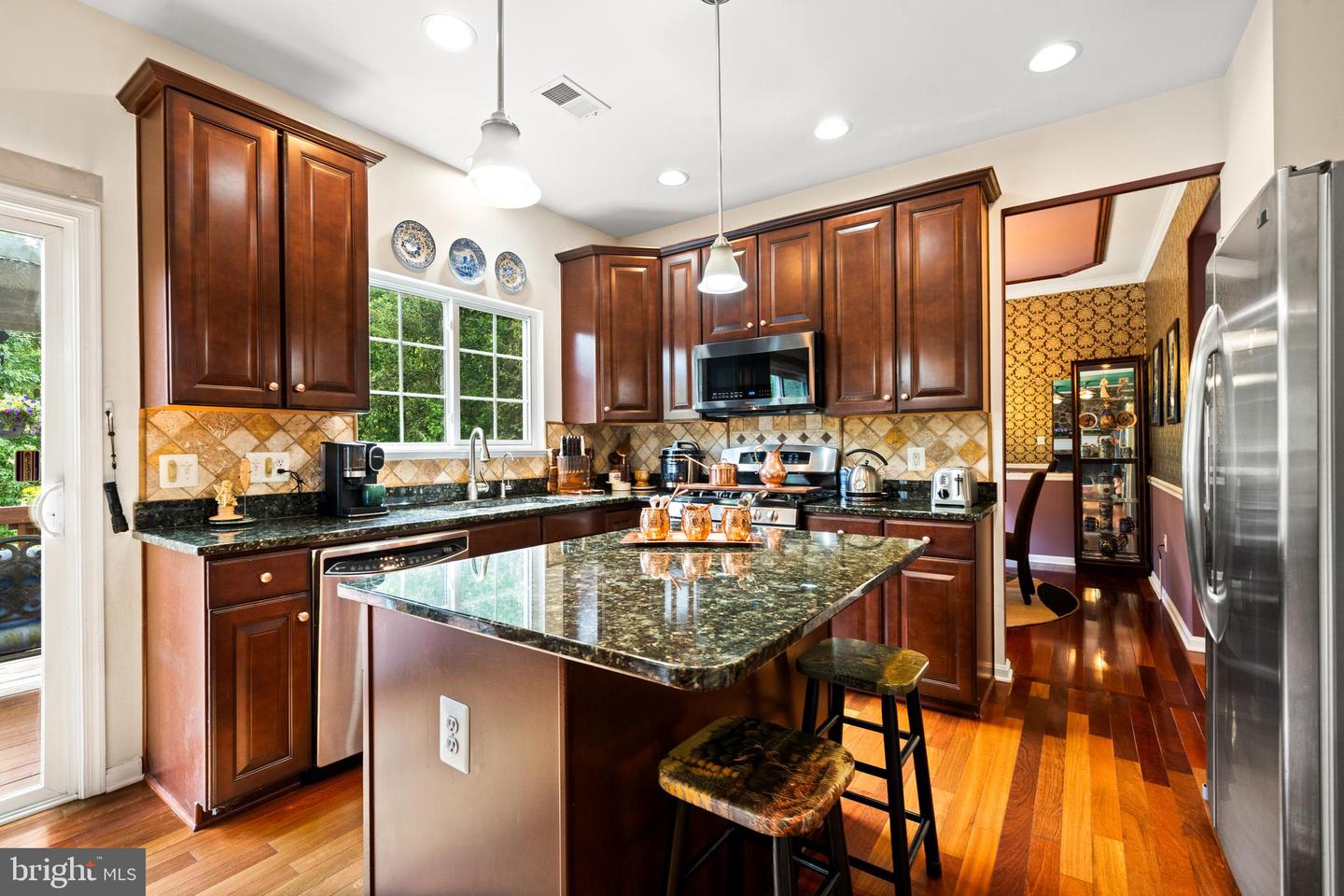 16280 EAGLE FLIGHT CIR, WOODBRIDGE, Virginia 22191, 5 Bedrooms Bedrooms, ,3 BathroomsBathrooms,Residential,For sale,16280 EAGLE FLIGHT CIR,VAPW2093568 MLS # VAPW2093568