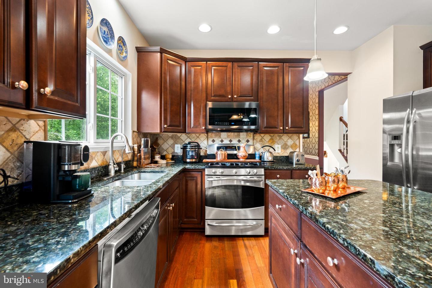 16280 EAGLE FLIGHT CIR, WOODBRIDGE, Virginia 22191, 5 Bedrooms Bedrooms, ,3 BathroomsBathrooms,Residential,For sale,16280 EAGLE FLIGHT CIR,VAPW2093568 MLS # VAPW2093568