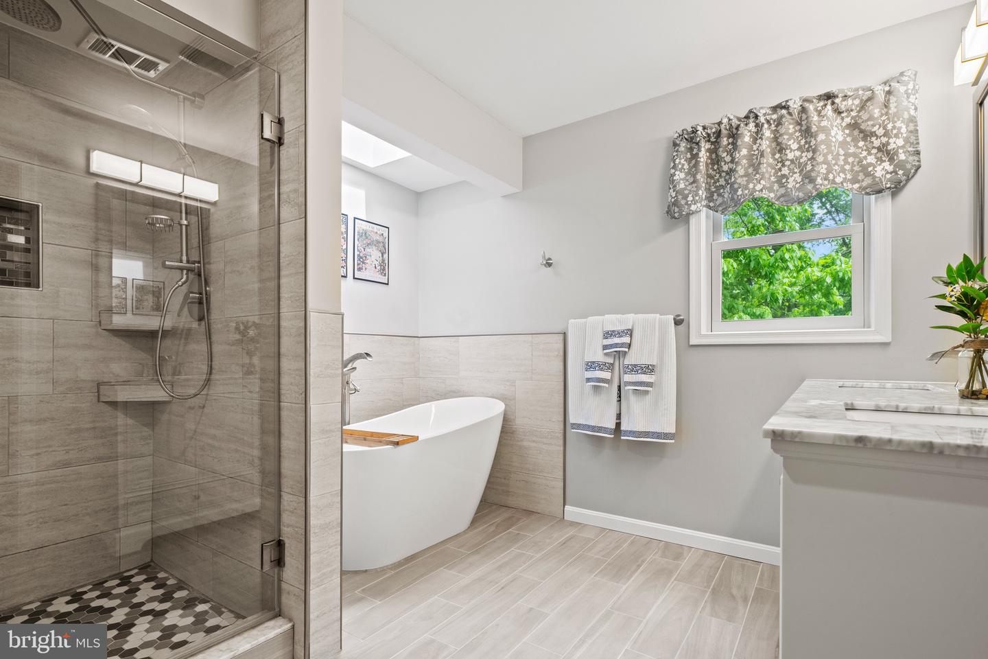 11204 LONGWOOD GROVE DR, RESTON, Virginia 20194, 4 Bedrooms Bedrooms, ,2 BathroomsBathrooms,Residential,For sale,11204 LONGWOOD GROVE DR,VAFX2237902 MLS # VAFX2237902