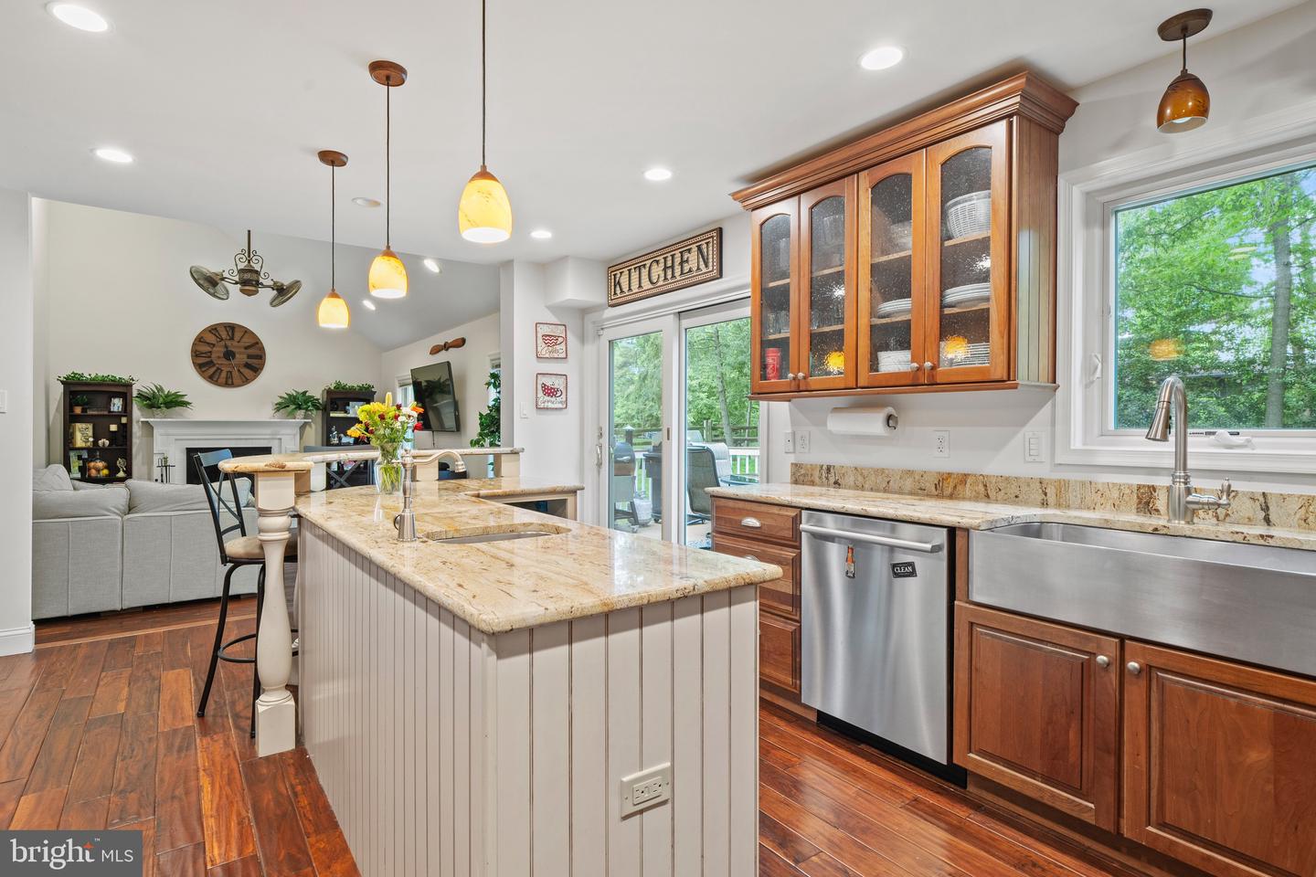 11204 LONGWOOD GROVE DR, RESTON, Virginia 20194, 4 Bedrooms Bedrooms, ,2 BathroomsBathrooms,Residential,For sale,11204 LONGWOOD GROVE DR,VAFX2237902 MLS # VAFX2237902