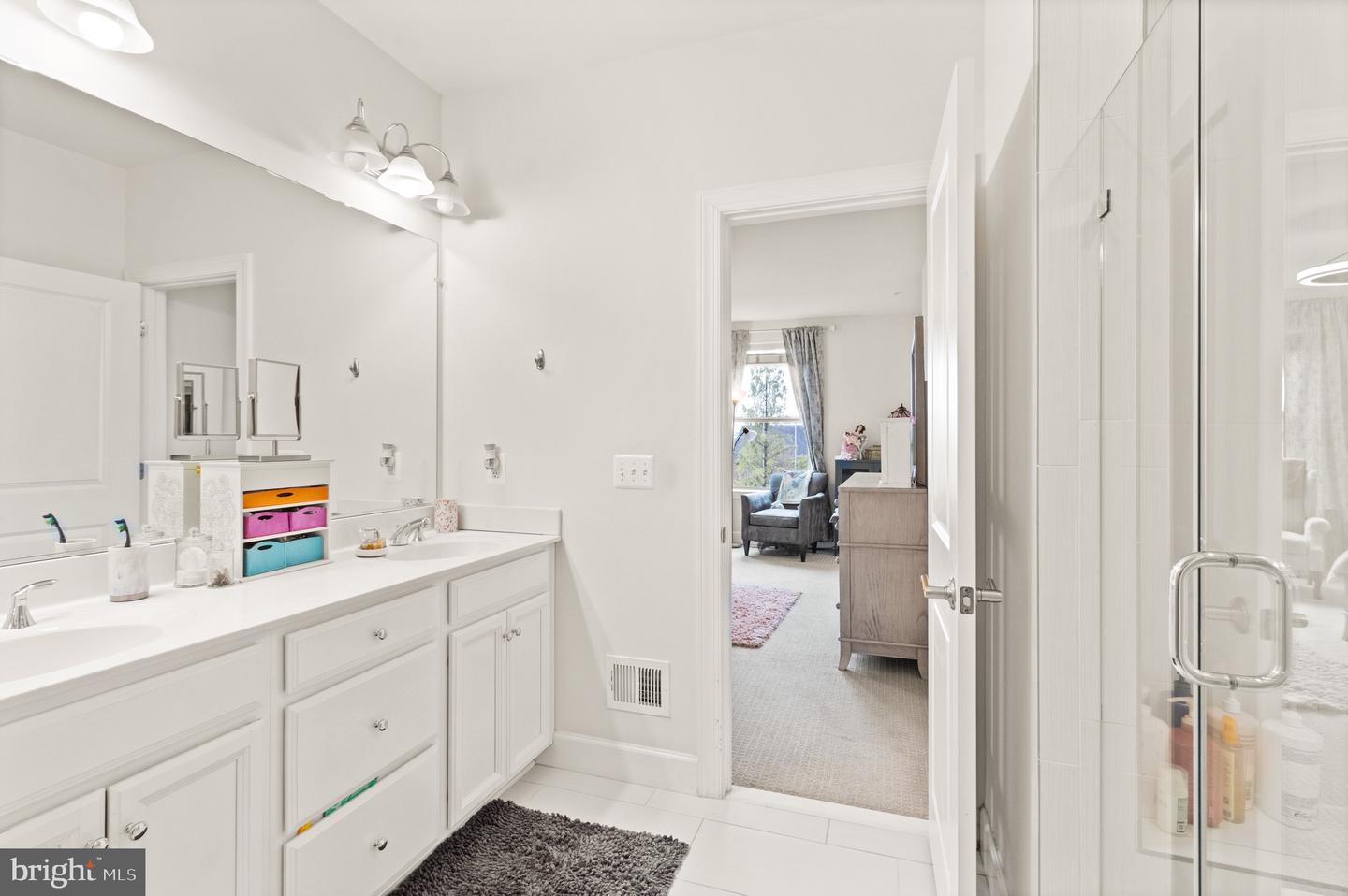 10424 RATCLIFFE TRL, MANASSAS, Virginia 20110, 2 Bedrooms Bedrooms, ,2 BathroomsBathrooms,Residential,For sale,10424 RATCLIFFE TRL,VAMN2008252 MLS # VAMN2008252