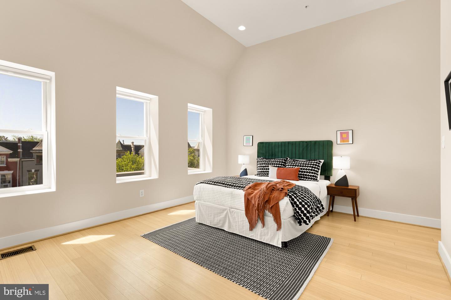 57 BRYANT ST NW #2, WASHINGTON, District Of Columbia 20001, 3 Bedrooms Bedrooms, ,3 BathroomsBathrooms,Residential,For sale,57 BRYANT ST NW #2,DCDC2198392 MLS # DCDC2198392