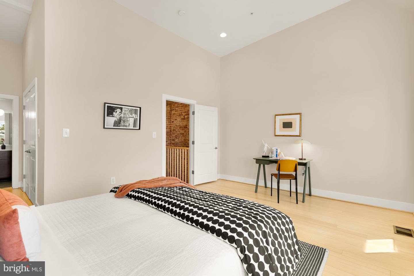 57 BRYANT ST NW #2, WASHINGTON, District Of Columbia 20001, 3 Bedrooms Bedrooms, ,3 BathroomsBathrooms,Residential,For sale,57 BRYANT ST NW #2,DCDC2198392 MLS # DCDC2198392