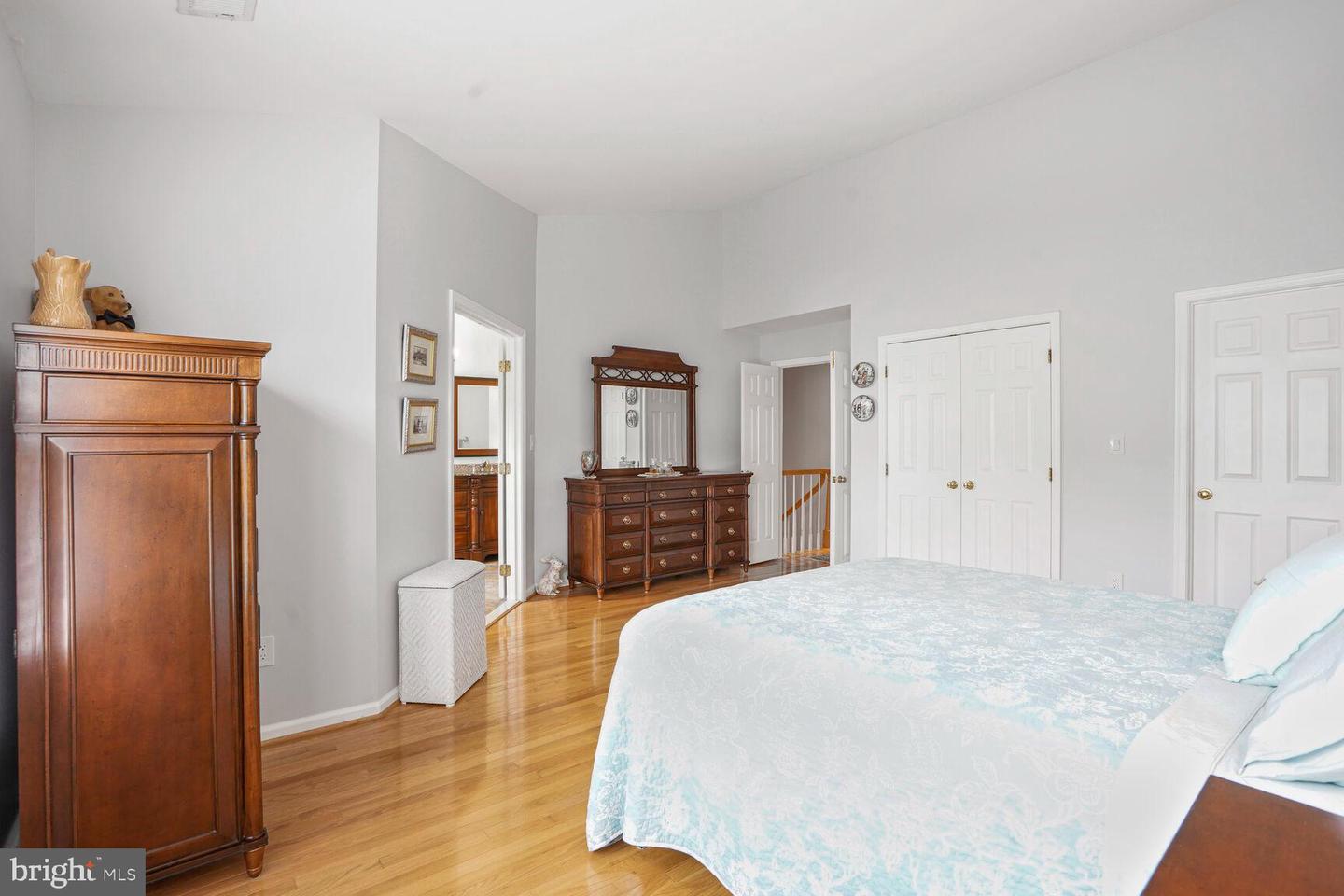 8511 WESTOWN WAY, VIENNA, Virginia 22182, 3 Bedrooms Bedrooms, ,3 BathroomsBathrooms,Residential,For sale,8511 WESTOWN WAY,VAFX2238086 MLS # VAFX2238086