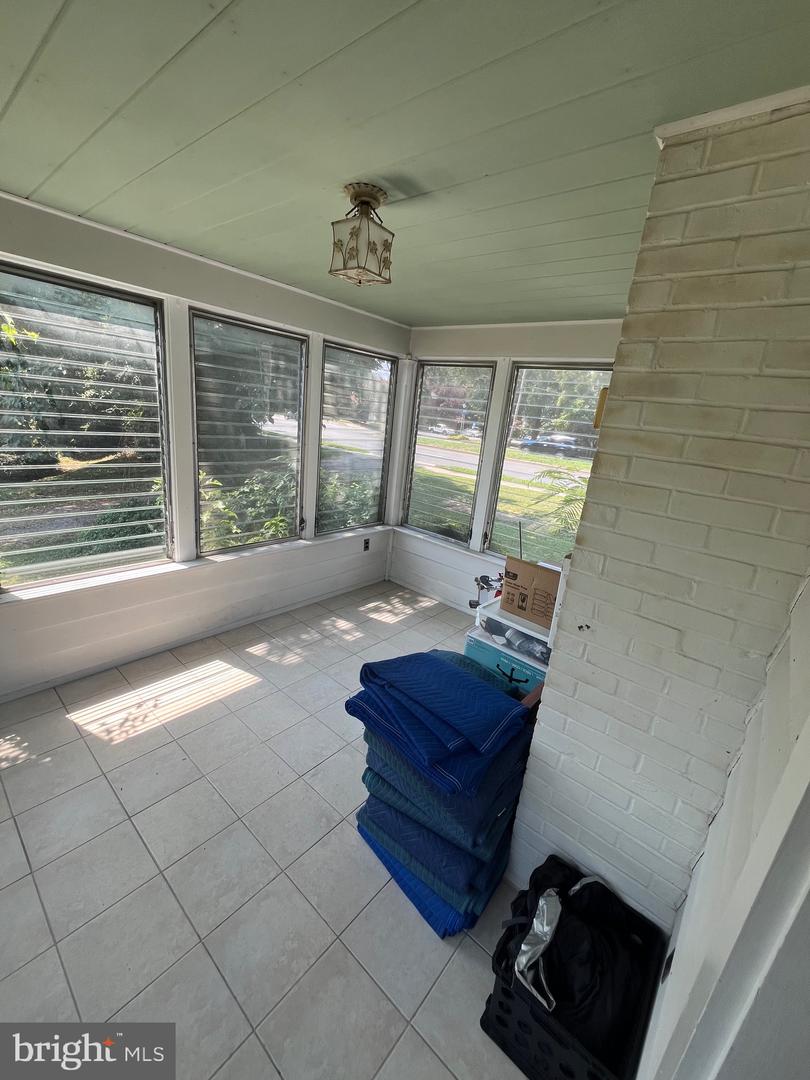 9634 BLAKE LN, FAIRFAX, Virginia 22031, 2 Bedrooms Bedrooms, ,1 BathroomBathrooms,Residential,For sale,9634 BLAKE LN,VAFX2237906 MLS # VAFX2237906