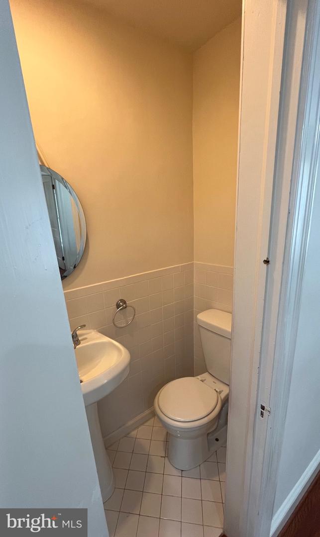 9634 BLAKE LN, FAIRFAX, Virginia 22031, 2 Bedrooms Bedrooms, ,1 BathroomBathrooms,Residential,For sale,9634 BLAKE LN,VAFX2237906 MLS # VAFX2237906