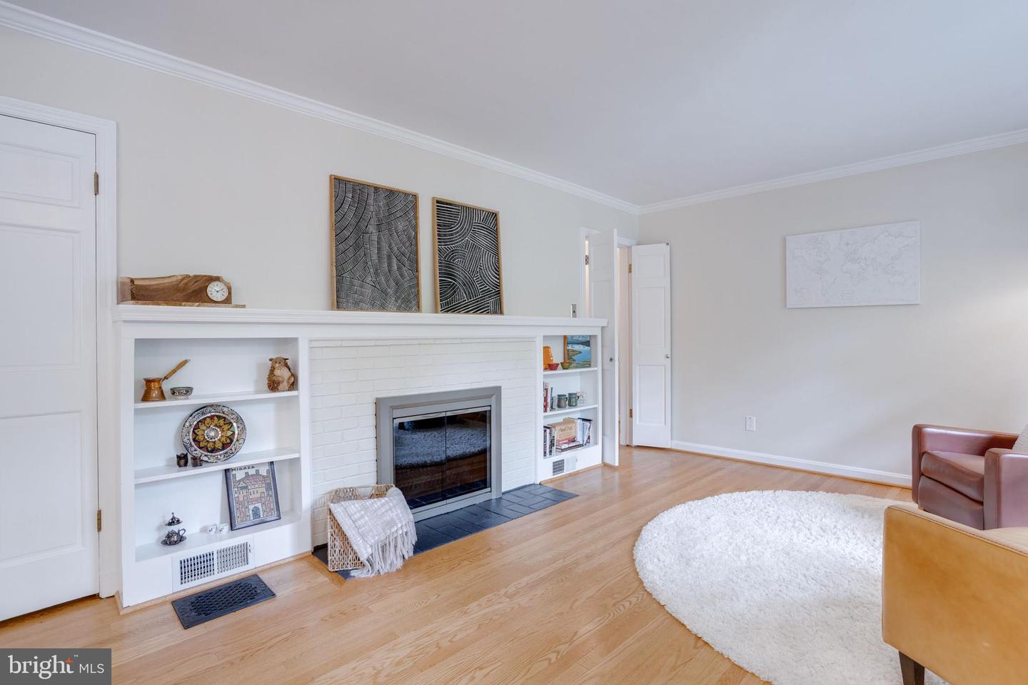 8212 WOODLAND AVE, ANNANDALE, Virginia 22003, 4 Bedrooms Bedrooms, ,3 BathroomsBathrooms,Residential,For sale,8212 WOODLAND AVE,VAFX2238322 MLS # VAFX2238322