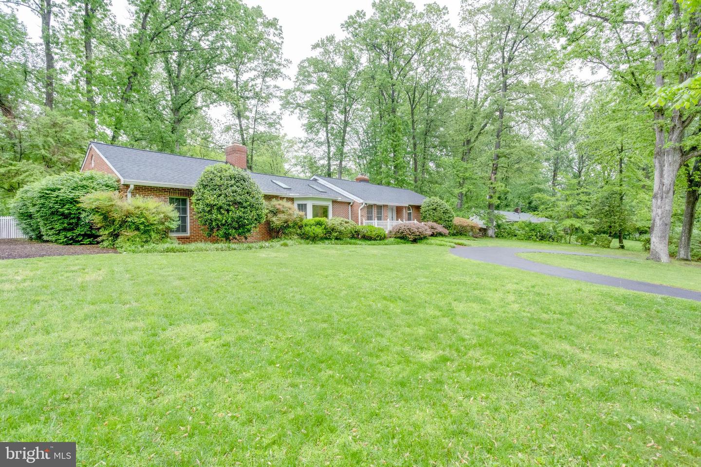 8212 WOODLAND AVE, ANNANDALE, Virginia 22003, 4 Bedrooms Bedrooms, ,3 BathroomsBathrooms,Residential,For sale,8212 WOODLAND AVE,VAFX2238322 MLS # VAFX2238322