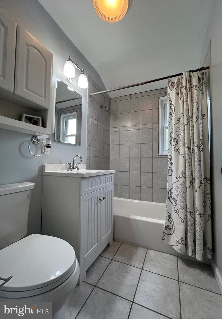 7216 DEBORAH DR, FALLS CHURCH, Virginia 22046, 3 Bedrooms Bedrooms, ,2 BathroomsBathrooms,Residential,For sale,7216 DEBORAH DR,VAFX2238336 MLS # VAFX2238336