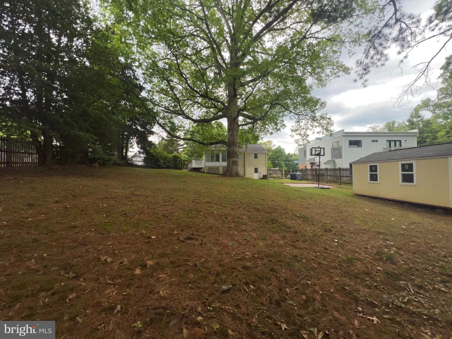 7216 DEBORAH DR, FALLS CHURCH, Virginia 22046, 3 Bedrooms Bedrooms, ,2 BathroomsBathrooms,Residential,For sale,7216 DEBORAH DR,VAFX2238336 MLS # VAFX2238336