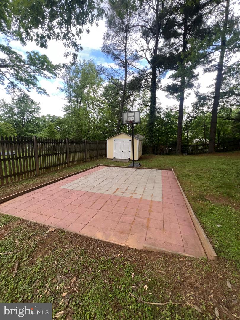 7216 DEBORAH DR, FALLS CHURCH, Virginia 22046, 3 Bedrooms Bedrooms, ,2 BathroomsBathrooms,Residential,For sale,7216 DEBORAH DR,VAFX2238336 MLS # VAFX2238336