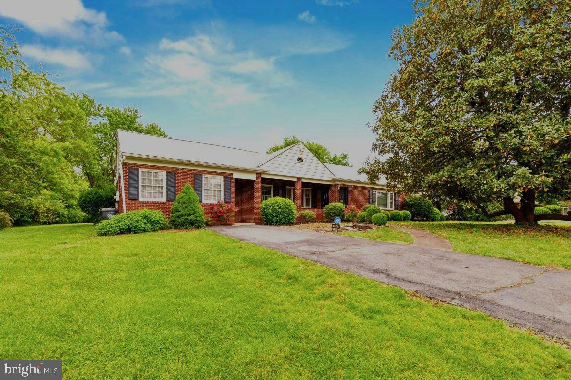 9005 LONGSTREET DR, MANASSAS, Virginia 20110, 3 Bedrooms Bedrooms, ,2 BathroomsBathrooms,Residential,For sale,9005 LONGSTREET DR,VAMN2008262 MLS # VAMN2008262