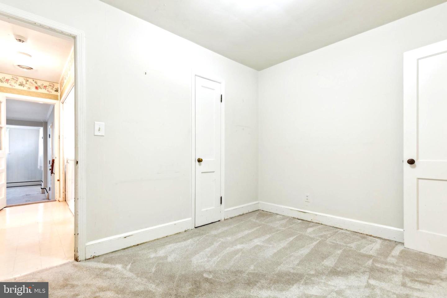 9005 LONGSTREET DR, MANASSAS, Virginia 20110, 3 Bedrooms Bedrooms, ,2 BathroomsBathrooms,Residential,For sale,9005 LONGSTREET DR,VAMN2008262 MLS # VAMN2008262