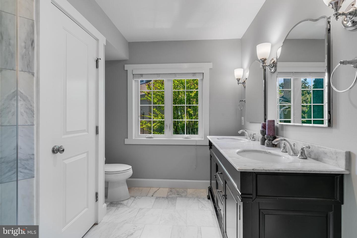 5719 15TH ST N, ARLINGTON, Virginia 22205, 6 Bedrooms Bedrooms, ,4 BathroomsBathrooms,Residential,For sale,5719 15TH ST N,VAAR2056926 MLS # VAAR2056926
