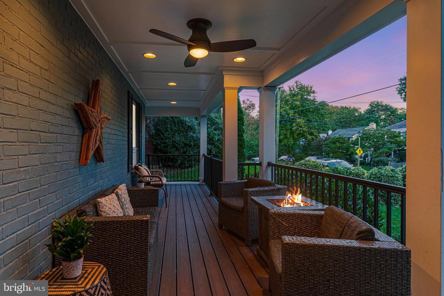 5719 15TH ST N, ARLINGTON, Virginia 22205, 6 Bedrooms Bedrooms, ,4 BathroomsBathrooms,Residential,For sale,5719 15TH ST N,VAAR2056926 MLS # VAAR2056926
