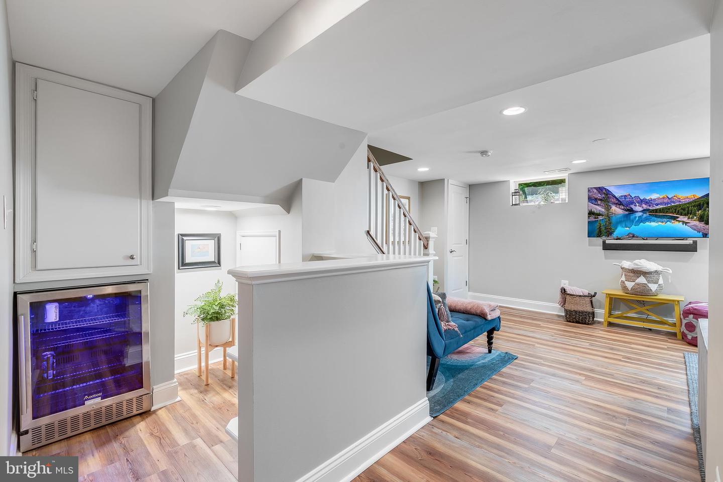 5719 15TH ST N, ARLINGTON, Virginia 22205, 6 Bedrooms Bedrooms, ,4 BathroomsBathrooms,Residential,For sale,5719 15TH ST N,VAAR2056926 MLS # VAAR2056926