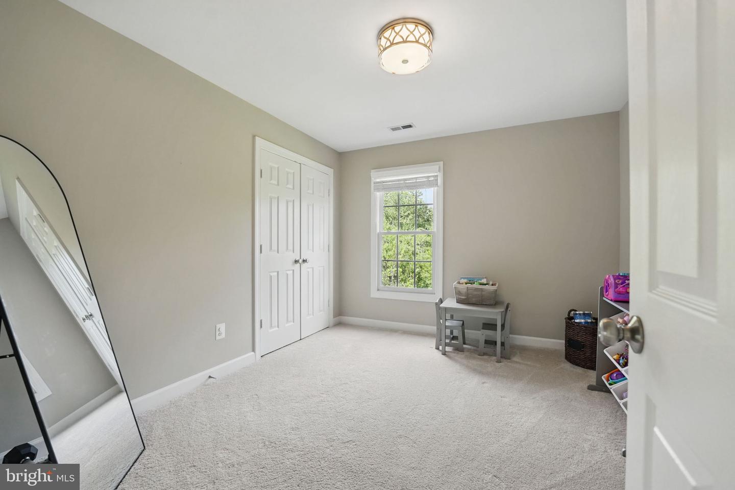 16058 OLMSTEAD LN, WOODBRIDGE, Virginia 22191, 5 Bedrooms Bedrooms, ,3 BathroomsBathrooms,Residential,For sale,16058 OLMSTEAD LN,VAPW2093744 MLS # VAPW2093744