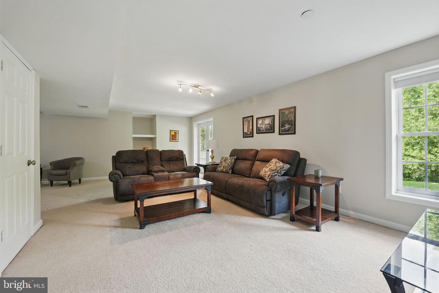 16058 OLMSTEAD LN, WOODBRIDGE, Virginia 22191, 5 Bedrooms Bedrooms, ,3 BathroomsBathrooms,Residential,For sale,16058 OLMSTEAD LN,VAPW2093744 MLS # VAPW2093744