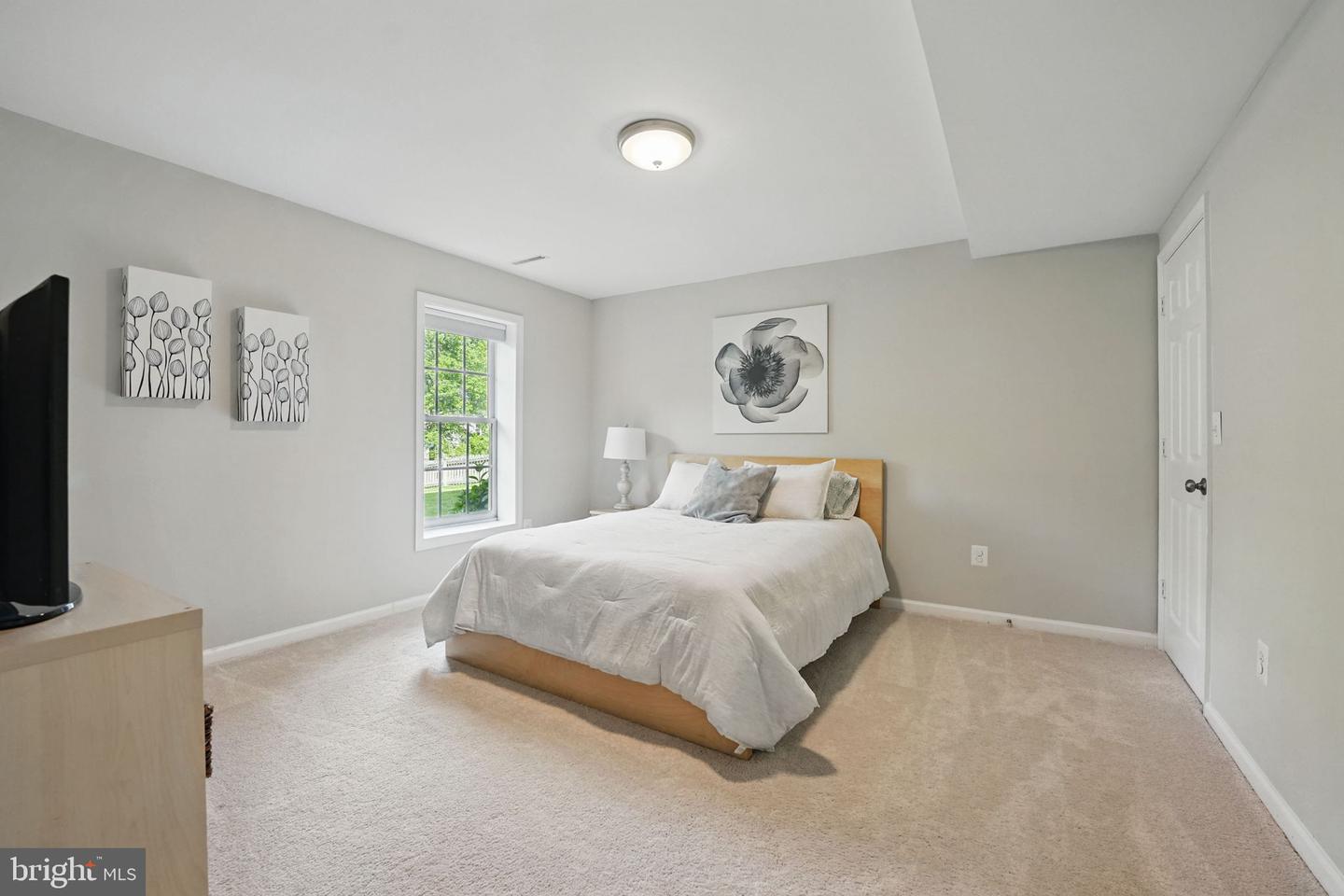 16058 OLMSTEAD LN, WOODBRIDGE, Virginia 22191, 5 Bedrooms Bedrooms, ,3 BathroomsBathrooms,Residential,For sale,16058 OLMSTEAD LN,VAPW2093744 MLS # VAPW2093744