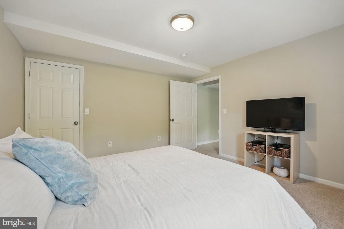 16058 OLMSTEAD LN, WOODBRIDGE, Virginia 22191, 5 Bedrooms Bedrooms, ,3 BathroomsBathrooms,Residential,For sale,16058 OLMSTEAD LN,VAPW2093744 MLS # VAPW2093744