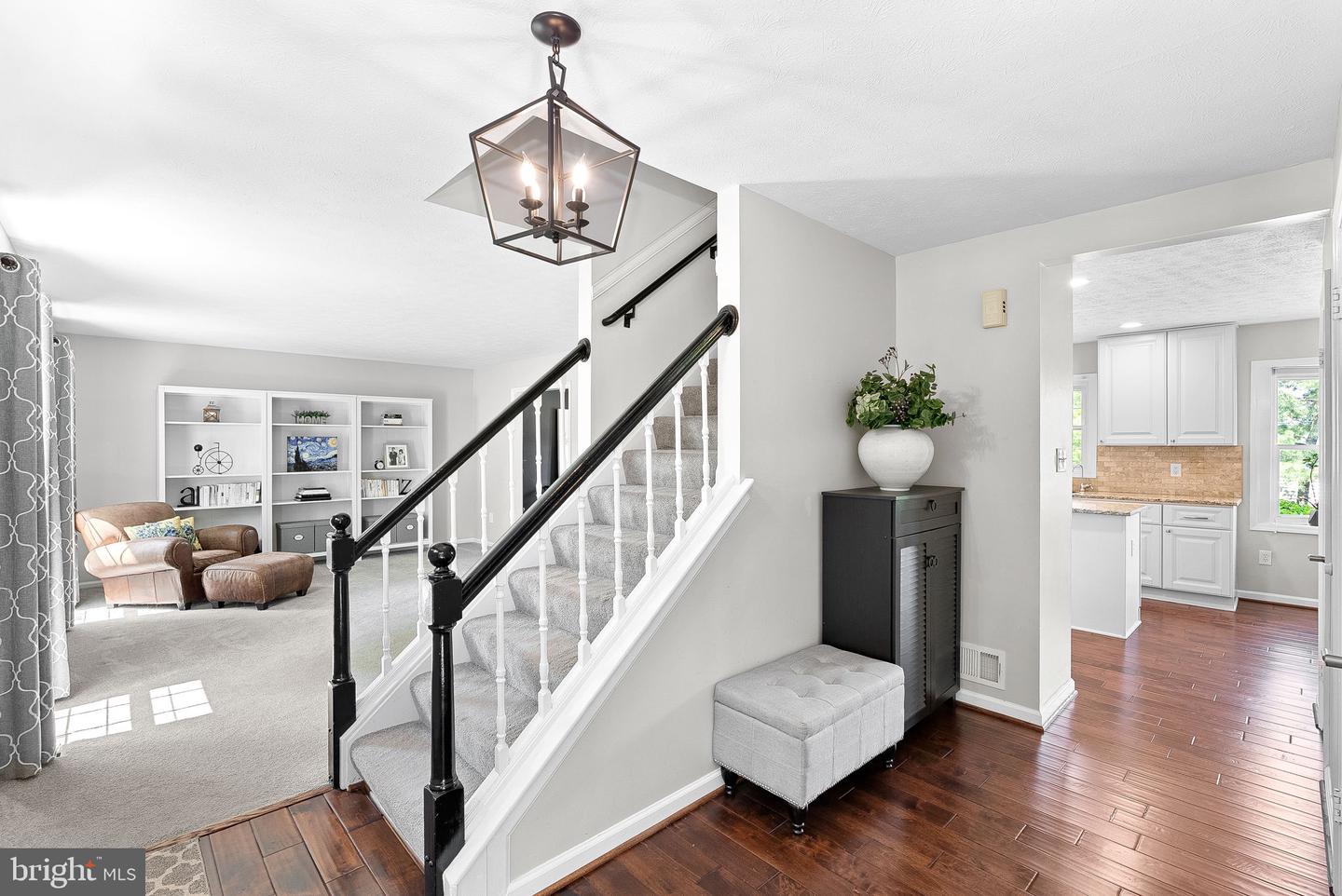4628 SAND ROCK LN, CHANTILLY, Virginia 20151, 4 Bedrooms Bedrooms, ,2 BathroomsBathrooms,Residential,For sale,4628 SAND ROCK LN,VAFX2238212 MLS # VAFX2238212