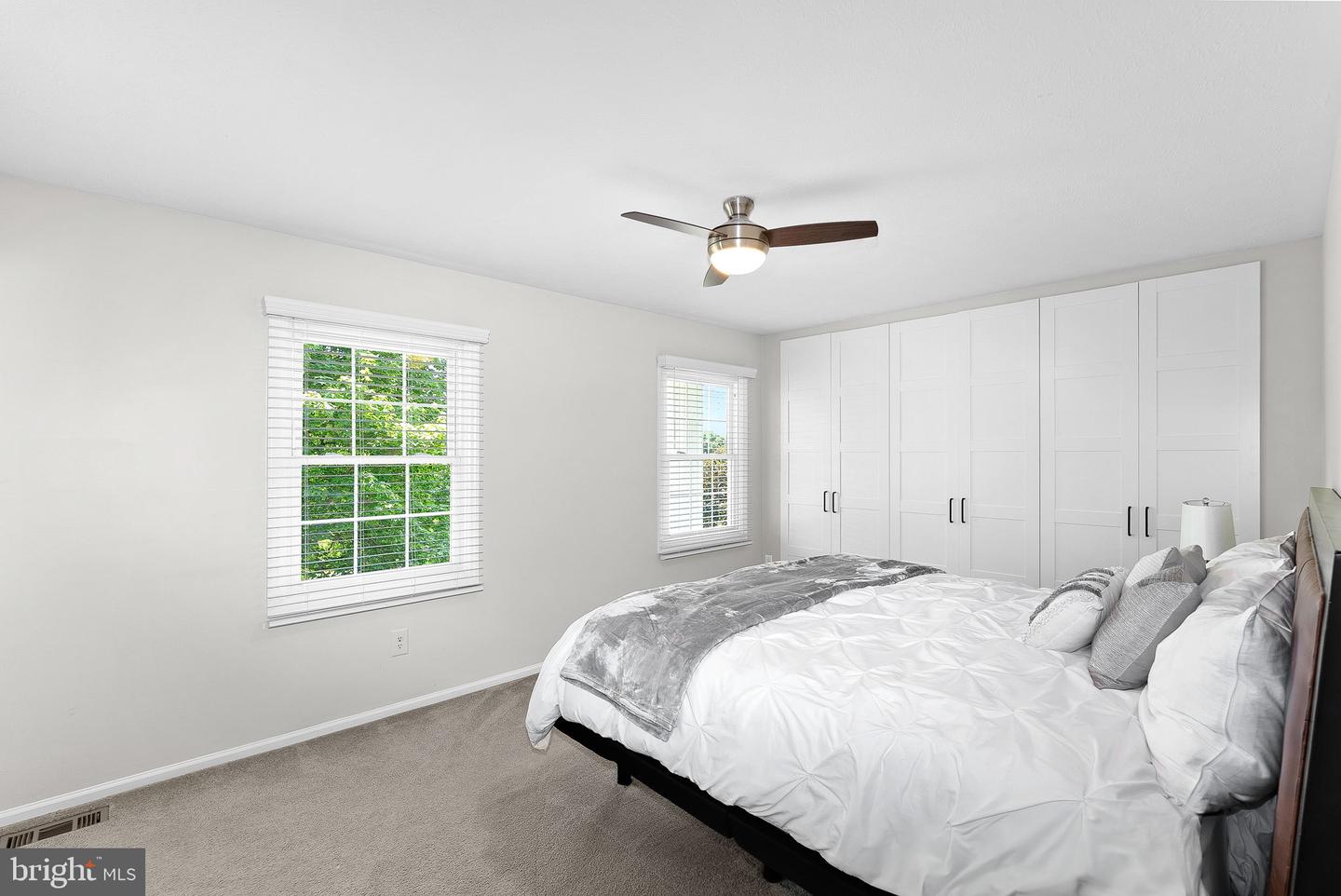 4628 SAND ROCK LN, CHANTILLY, Virginia 20151, 4 Bedrooms Bedrooms, ,2 BathroomsBathrooms,Residential,For sale,4628 SAND ROCK LN,VAFX2238212 MLS # VAFX2238212