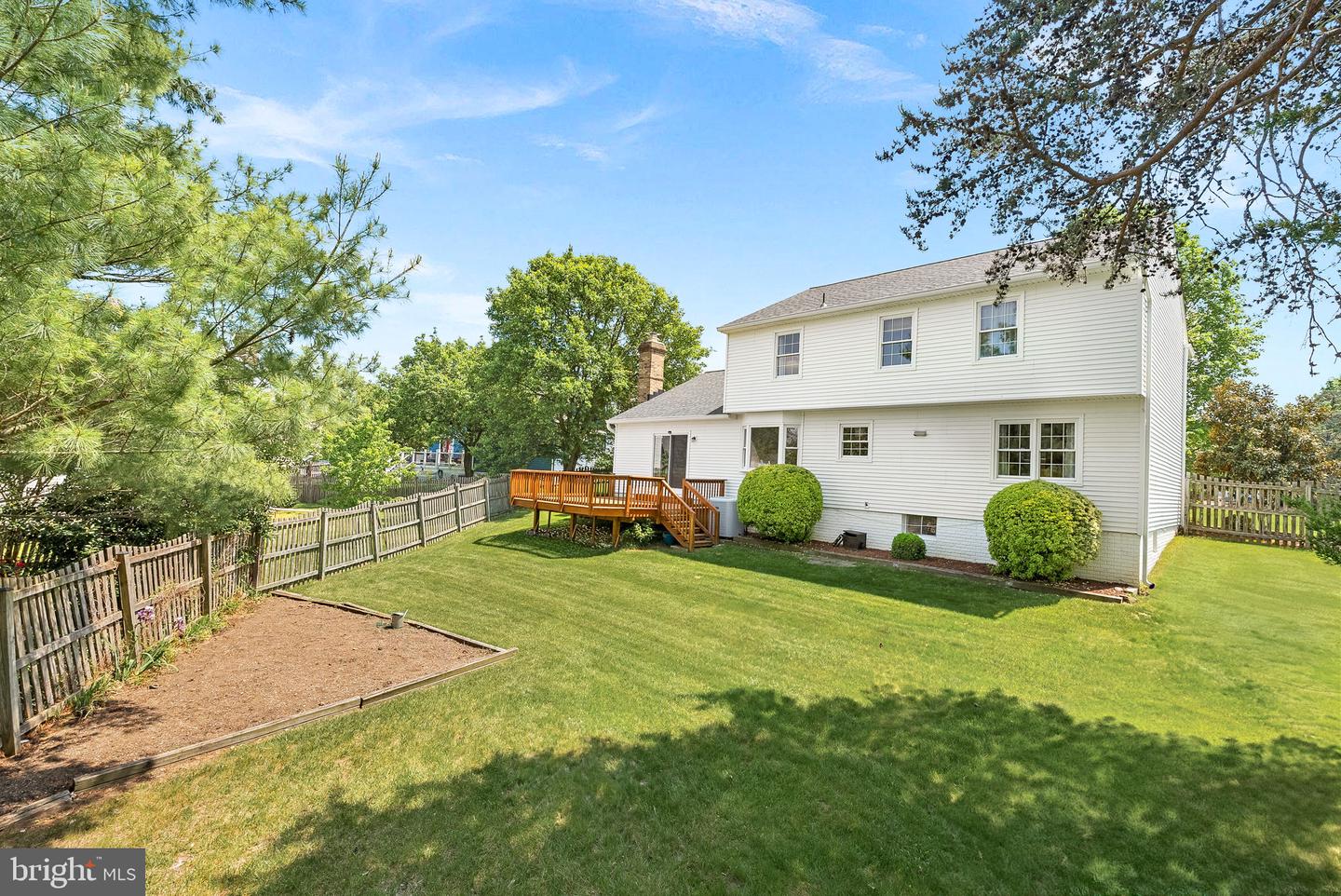 4628 SAND ROCK LN, CHANTILLY, Virginia 20151, 4 Bedrooms Bedrooms, ,2 BathroomsBathrooms,Residential,For sale,4628 SAND ROCK LN,VAFX2238212 MLS # VAFX2238212