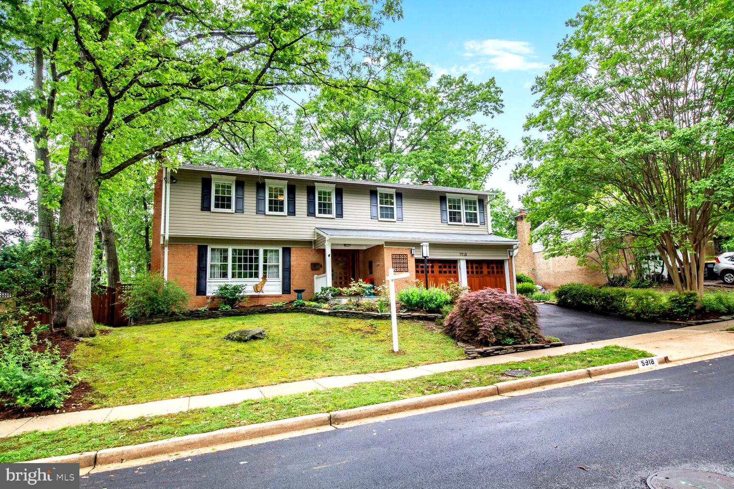 5918 SHERBORN LN, SPRINGFIELD, Virginia 22152, 5 Bedrooms Bedrooms, 3 Rooms Rooms,3 BathroomsBathrooms,Residential,For sale,5918 SHERBORN LN,VAFX2238366 MLS # VAFX2238366