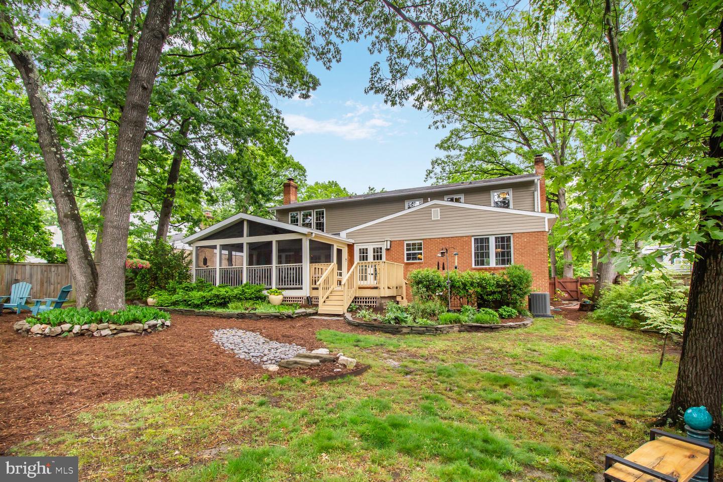 5918 SHERBORN LN, SPRINGFIELD, Virginia 22152, 5 Bedrooms Bedrooms, 3 Rooms Rooms,3 BathroomsBathrooms,Residential,For sale,5918 SHERBORN LN,VAFX2238366 MLS # VAFX2238366