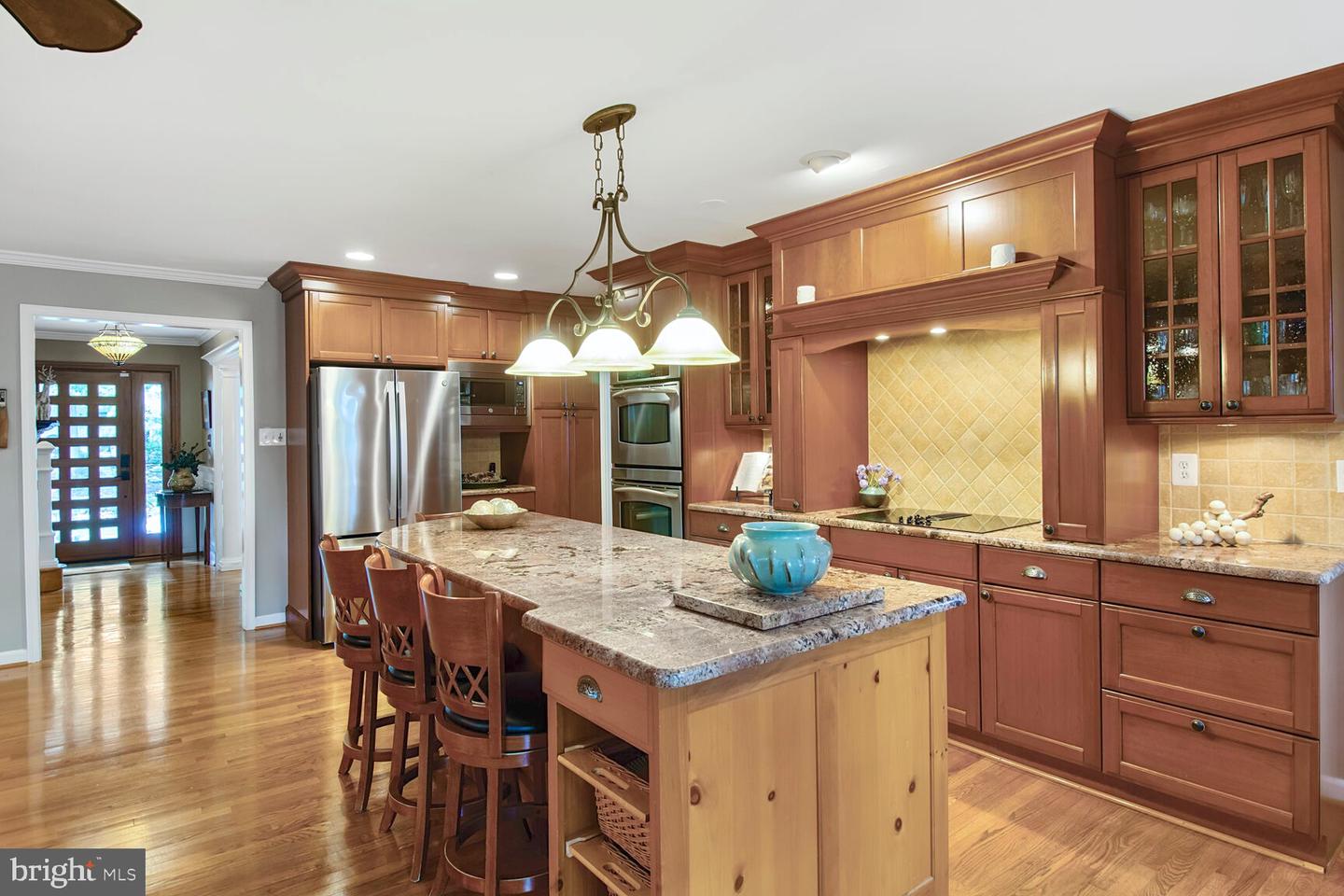 5918 SHERBORN LN, SPRINGFIELD, Virginia 22152, 5 Bedrooms Bedrooms, 3 Rooms Rooms,3 BathroomsBathrooms,Residential,For sale,5918 SHERBORN LN,VAFX2238366 MLS # VAFX2238366