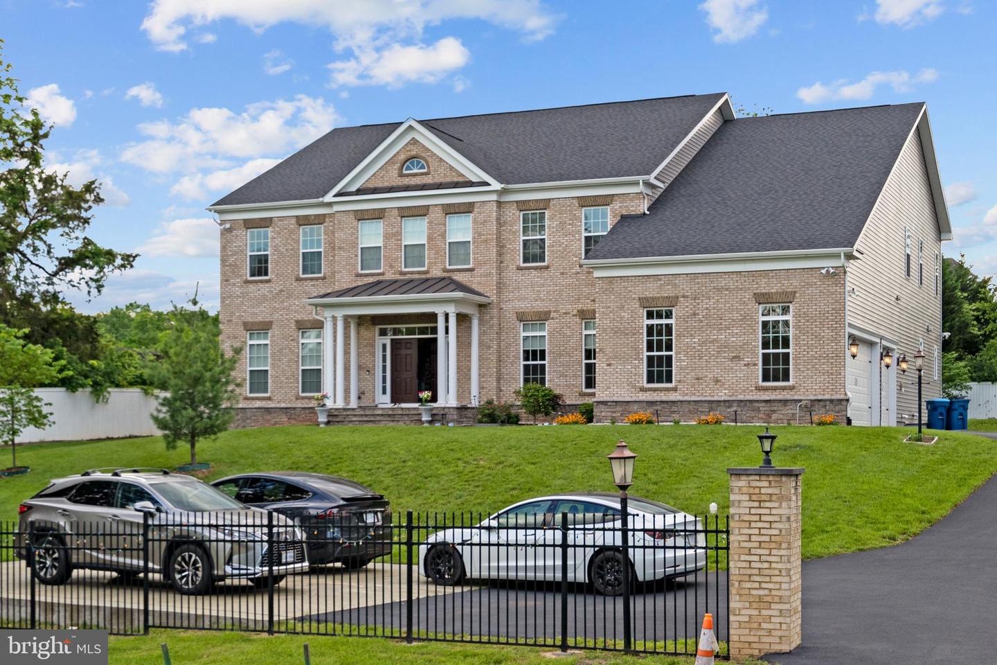 7018 CENTREVILLE RD, CENTREVILLE, Virginia 20121, 5 Bedrooms Bedrooms, ,5 BathroomsBathrooms,Residential,For sale,7018 CENTREVILLE RD,VAFX2238226 MLS # VAFX2238226