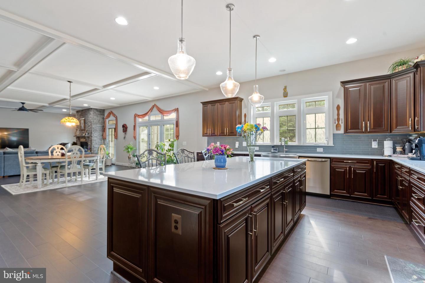 7018 CENTREVILLE RD, CENTREVILLE, Virginia 20121, 5 Bedrooms Bedrooms, ,5 BathroomsBathrooms,Residential,For sale,7018 CENTREVILLE RD,VAFX2238226 MLS # VAFX2238226