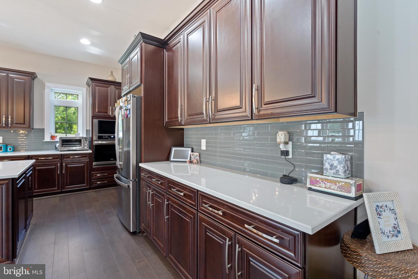 7018 CENTREVILLE RD, CENTREVILLE, Virginia 20121, 5 Bedrooms Bedrooms, ,5 BathroomsBathrooms,Residential,For sale,7018 CENTREVILLE RD,VAFX2238226 MLS # VAFX2238226