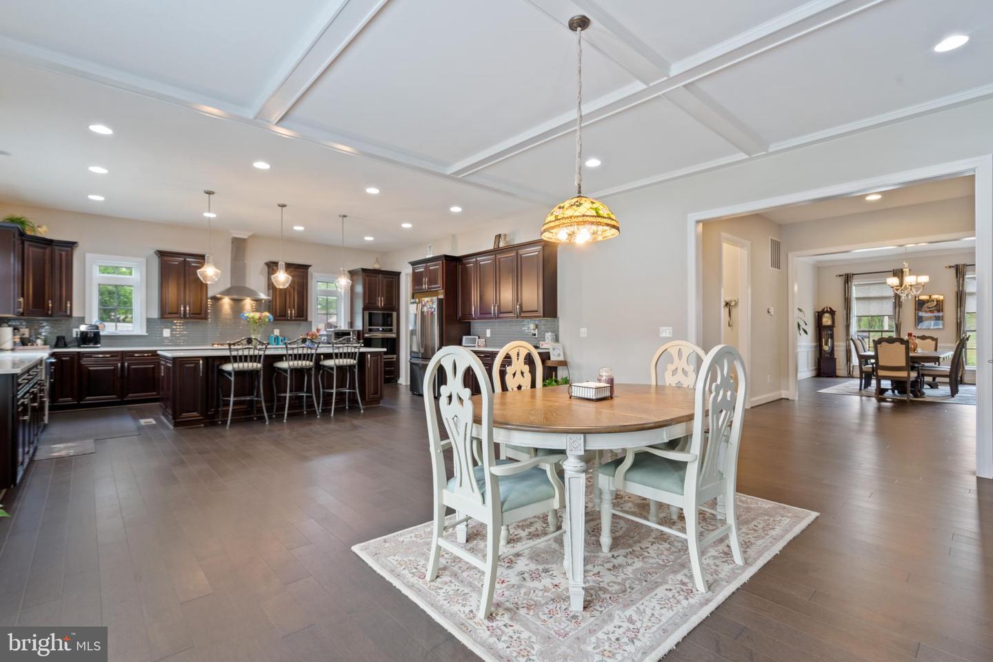7018 CENTREVILLE RD, CENTREVILLE, Virginia 20121, 5 Bedrooms Bedrooms, ,5 BathroomsBathrooms,Residential,For sale,7018 CENTREVILLE RD,VAFX2238226 MLS # VAFX2238226
